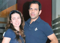 Sanjay Kapur Dies While Playing Polo in England – Ex-Husband of Actress Karisma Kapoor Passes Away on the Field