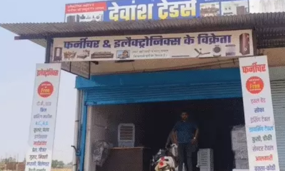 Electronic Store Robbed in Hindaun City, Loss Estimated Around ₹2 Lakh