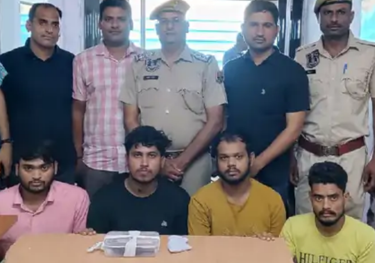 ₹75 Lakh Robbery Solved in Jaipur: Four Arrested, Jewellery and Weapon Recovered