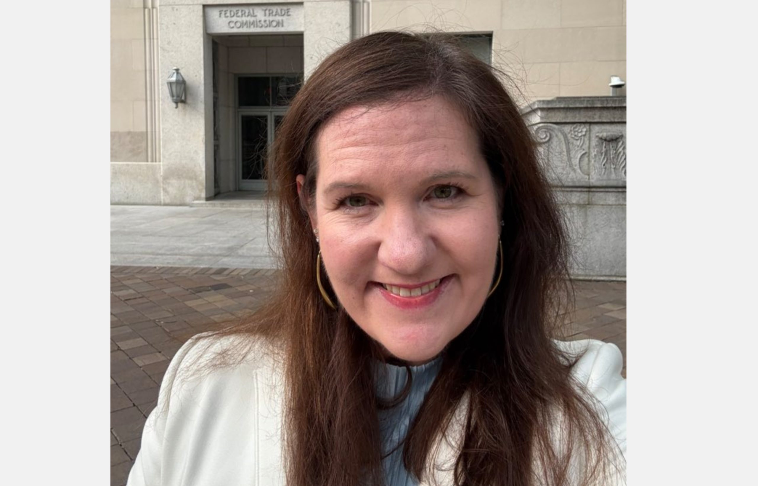 Supreme Court issues interim ruling in Trump’s favor on FTC commissioner dismissal