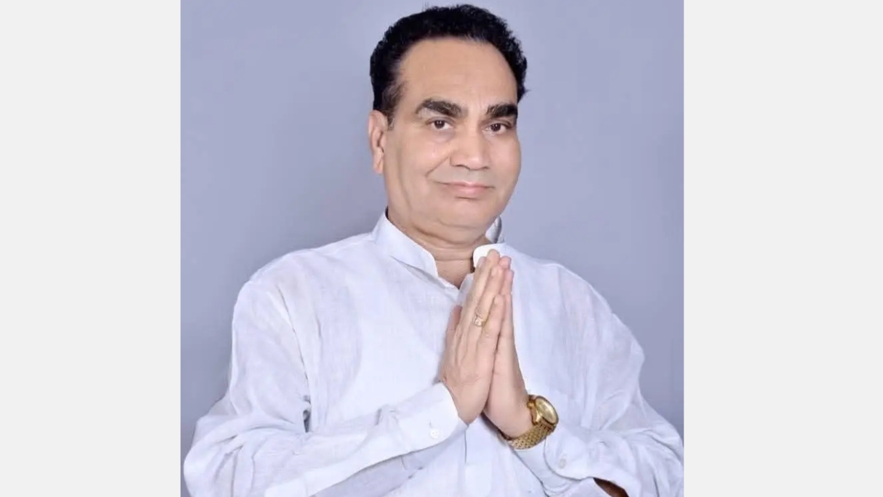 Karauli: Bachcha Lal Meena files nomination for the post of Congress District President