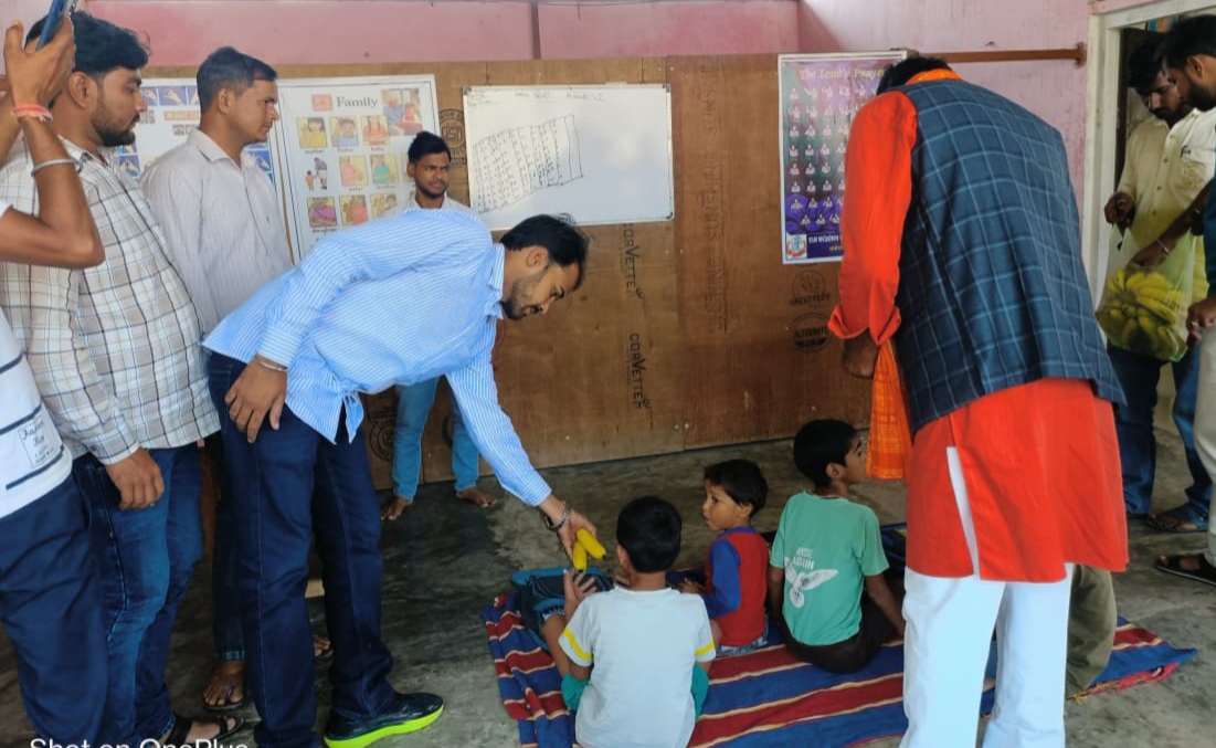 Agriculture Minister Dr. Kirodi Lal Meena’s birthday celebrated with social service activities in Sapotra