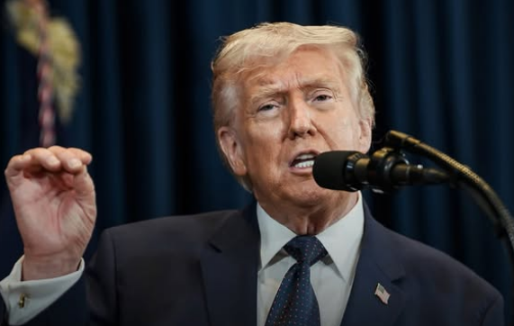 Trump Imposes 25% Tariff on EU Vehicles